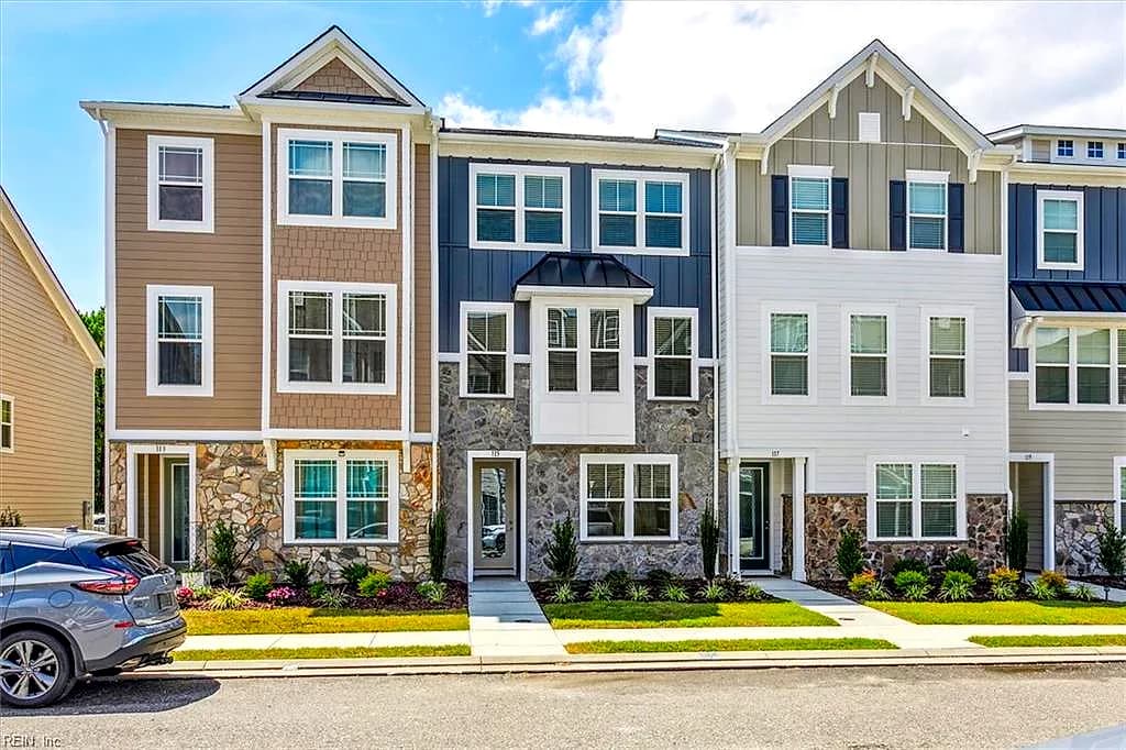 115 Daybeacon ST, YORKTOWN VA 23692 - Photo 2