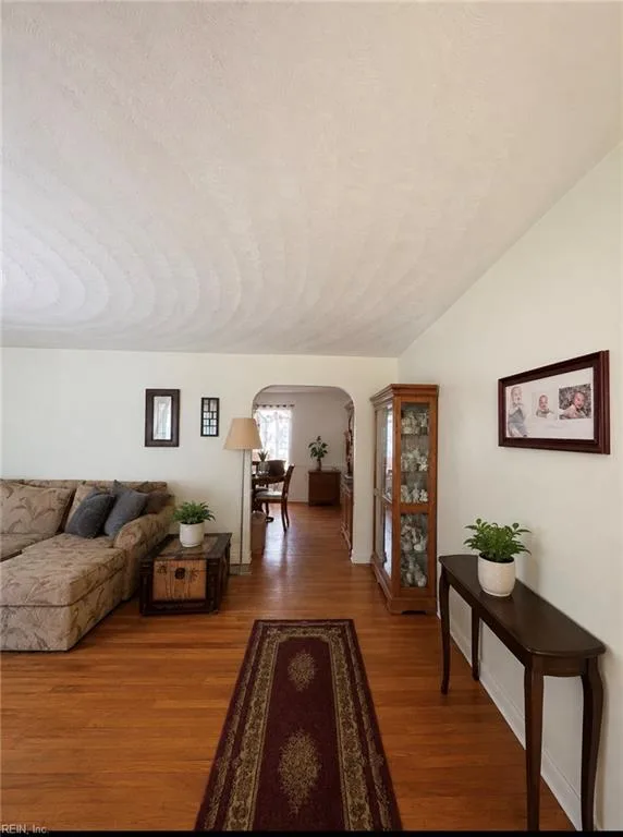 111 Goldcrest DR, CHESAPEAKE VA 23325 - Photo 3
