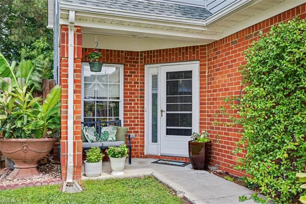 2574 Hartley ST, VIRGINIABEACH VA 23456 - Photo 4