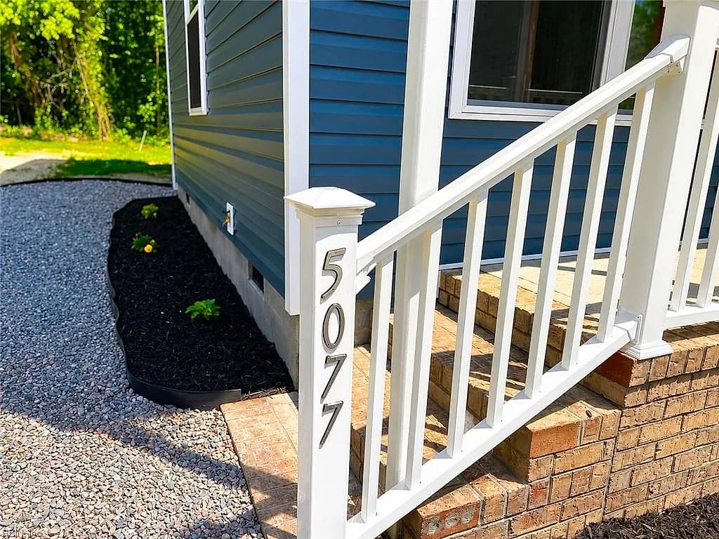 5077 James WAY, SMITHFIELD VA 23430 - Photo 5