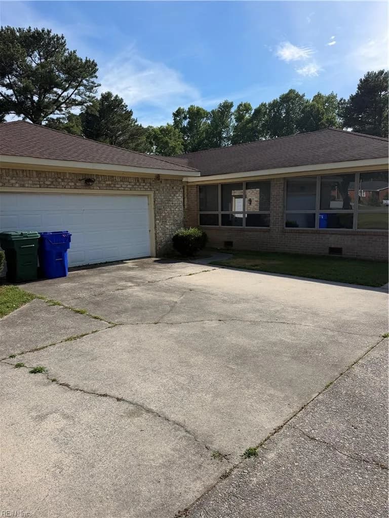 804 Seminole DR, SUFFOLK VA 23434 - Photo 4