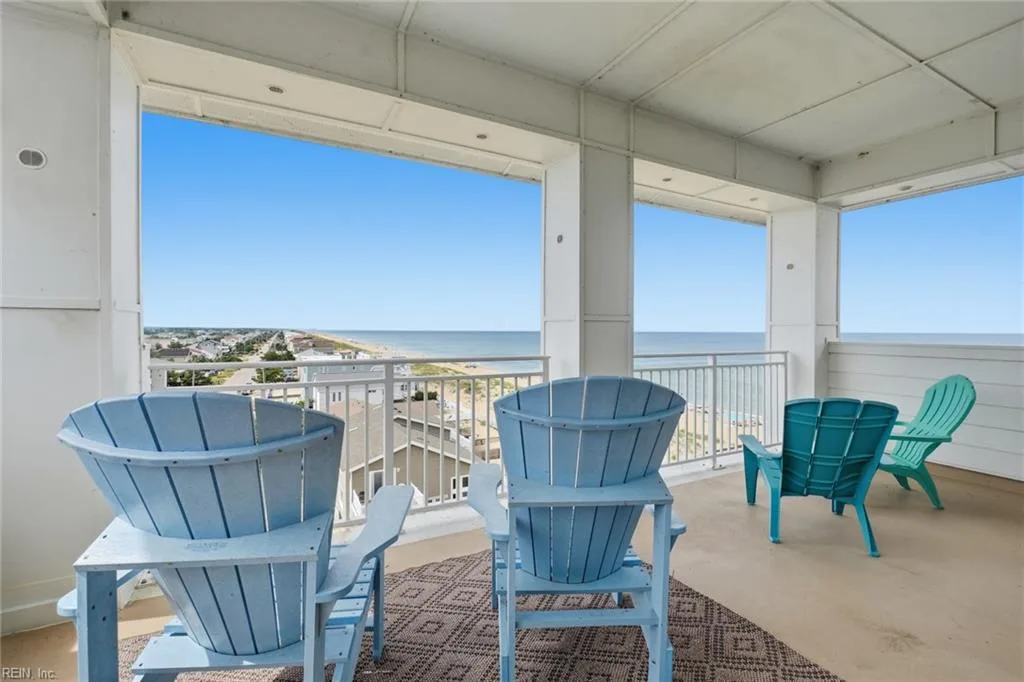 3700 Sandpiper RD #409, VIRGINIABEACH VA 23456 - Main photo