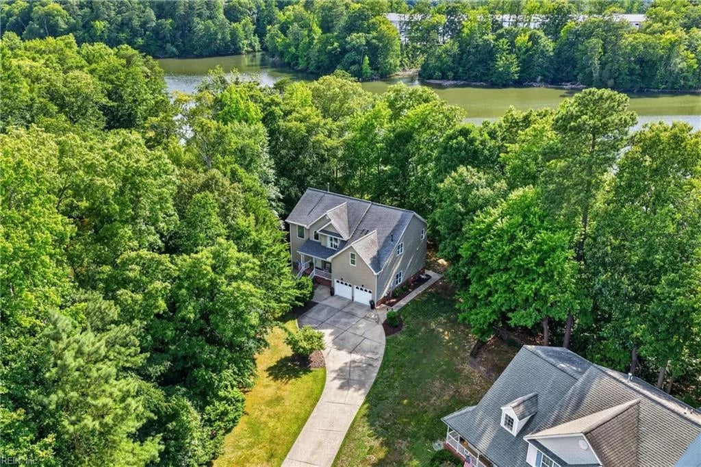 101 View Pointe DR, NEWPORTNEWS VA 23603
