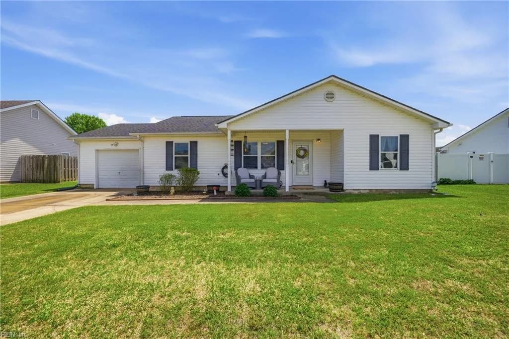 305 Kaitlyn WAY, ELIZABETHCITY NC 27909 - Photo 2