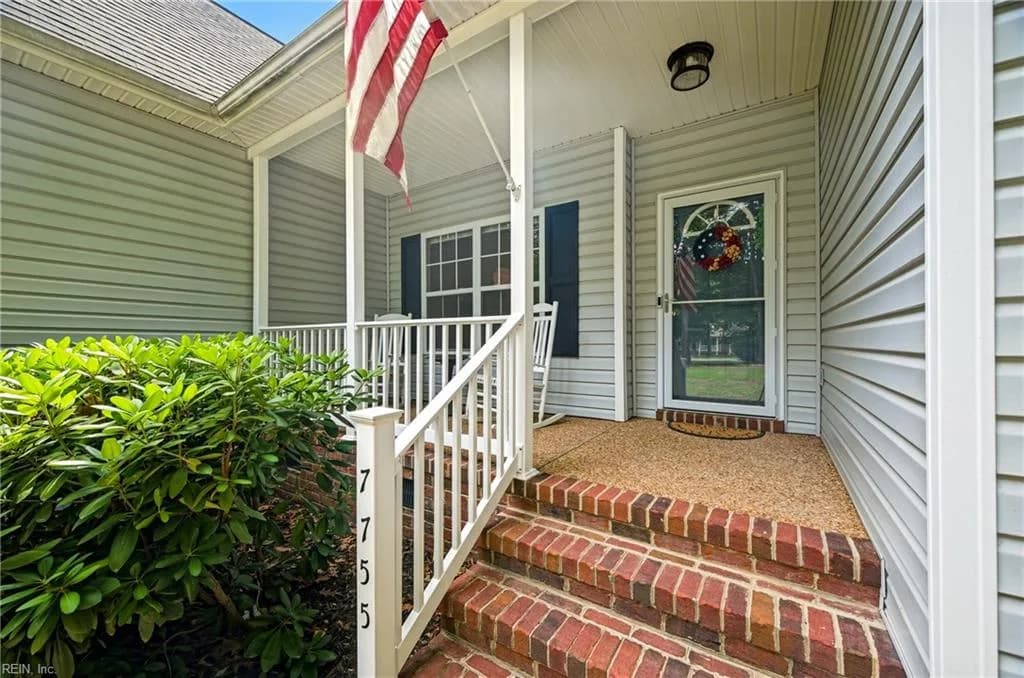 7755 Patriots WAY, GLOUCESTER VA 23061 - Photo 3