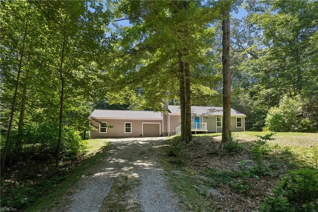 138 Wichita LN, WILLIAMSBURG VA 23188 - Photo 3