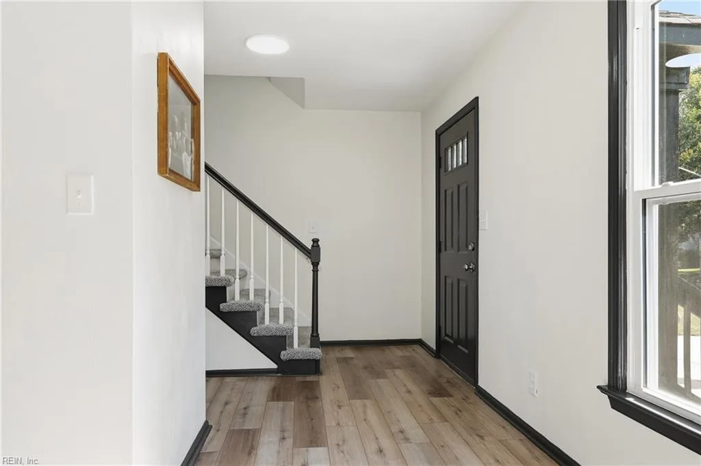 852 Trillium PL, VIRGINIABEACH VA 23464 - Photo 3