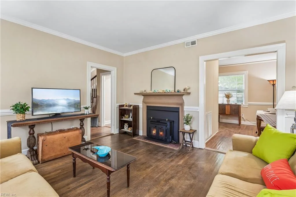 218 Palen AVE, NEWPORTNEWS VA 23601 - Photo 5