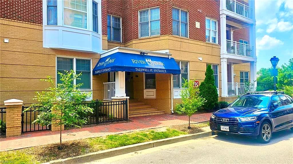 239 Duke ST #305, NORFOLK VA 23510 - Main photo
