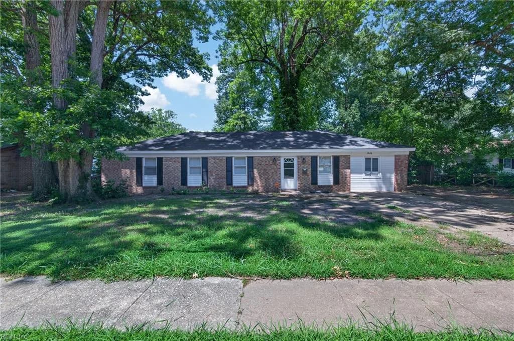 1049 E Little Back River RD, HAMPTON VA 23669 - Photo 2