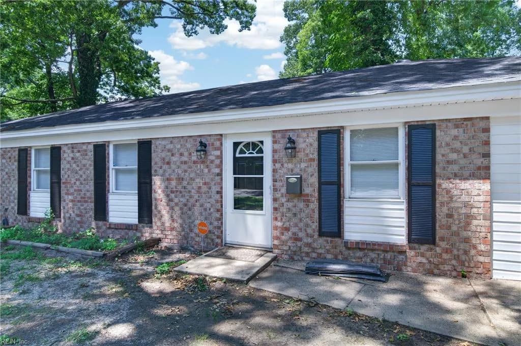 1049 E Little Back River RD, HAMPTON VA 23669 - Photo 4