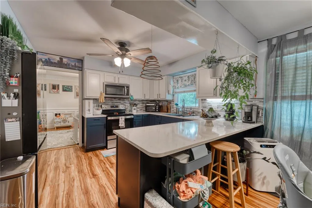 5809 Lancelot DR, VIRGINIABEACH VA 23464 - Photo 4