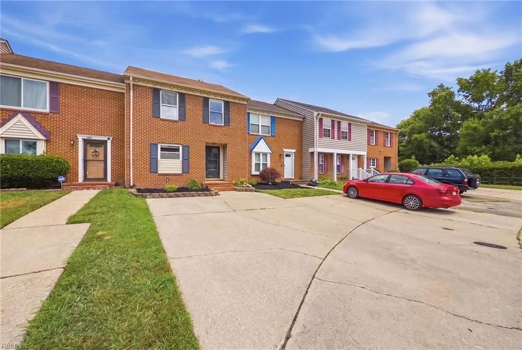 1434 Canadian CT, VIRGINIABEACH VA 23453 - Photo 4