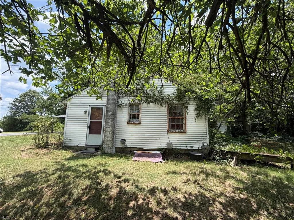 2121 Wheeling AVE, NORFOLK VA 23523 - Photo 5