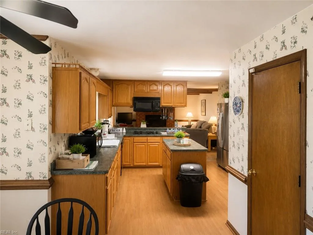 2357 Wilchester Glen DR, VIRGINIABEACH VA 23456 - Photo 4