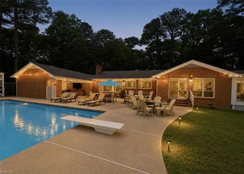 1360 Sycamore RD, VIRGINIABEACH VA 23452 - Main photo