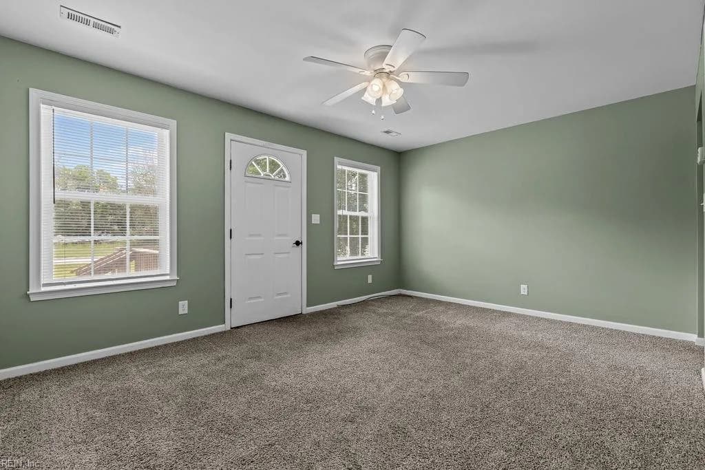 22283 Thomaston RD, NEWSOMS VA 23874 - Photo 5