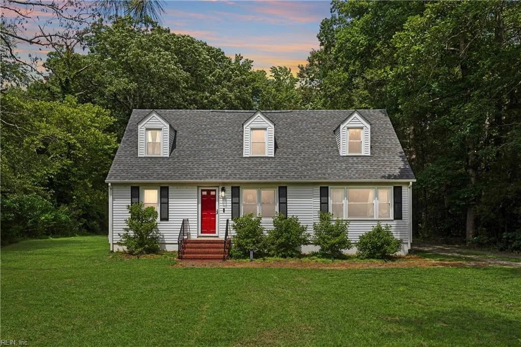 33345 King William RD, WESTPOINT VA 23181