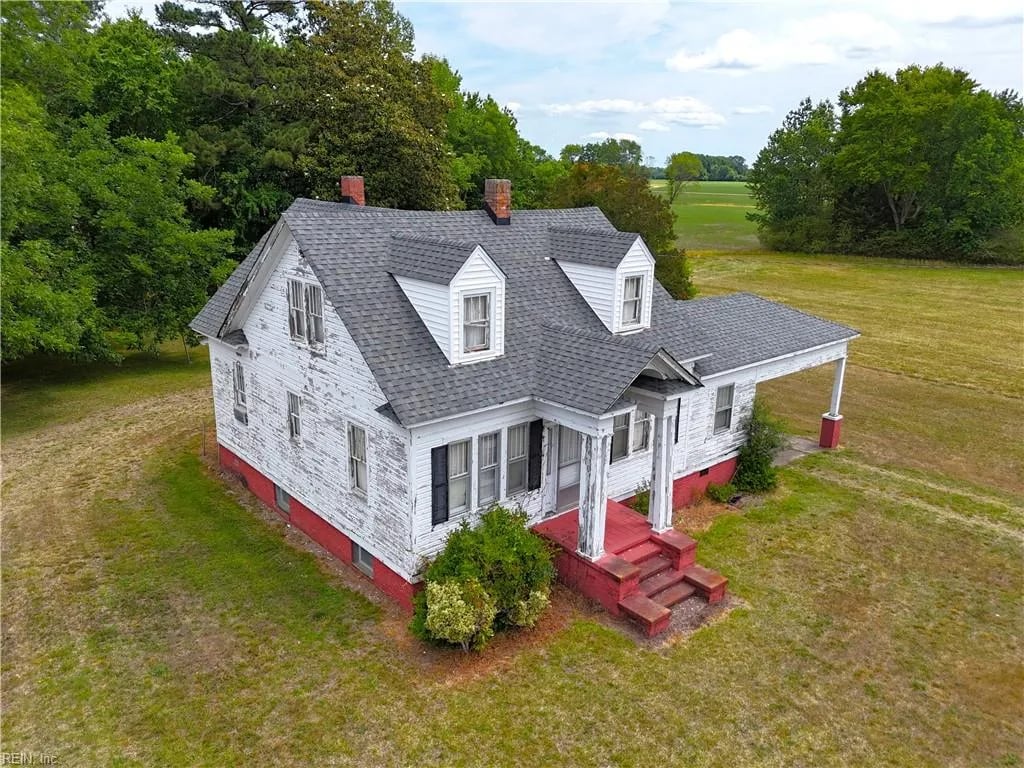 373 Colonial TRL, SURRY VA 23883