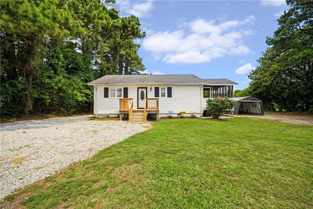117 Bryan RD, KNOTTSISLAND NC 27950 - Main photo