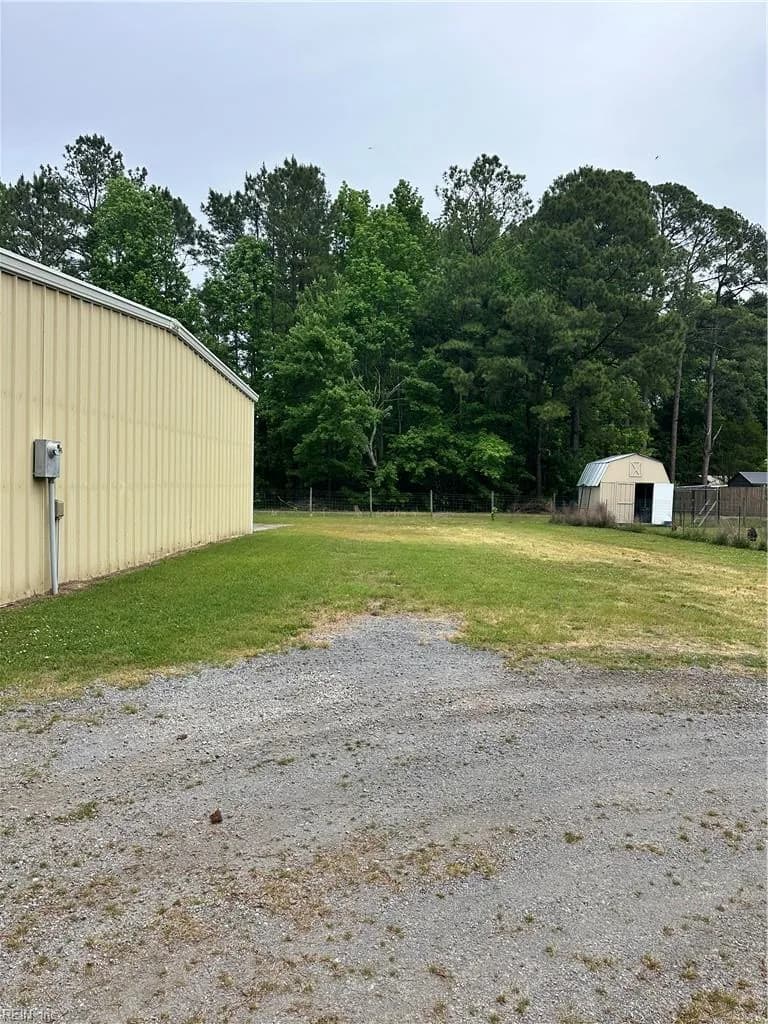 1802 County ST, ELIZABETHCITY NC 27909 - Photo 5
