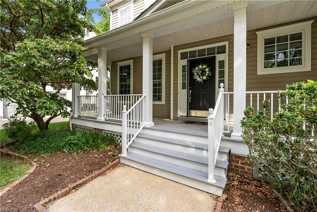 13177 Harbor DR, CARROLLTON VA 23314
