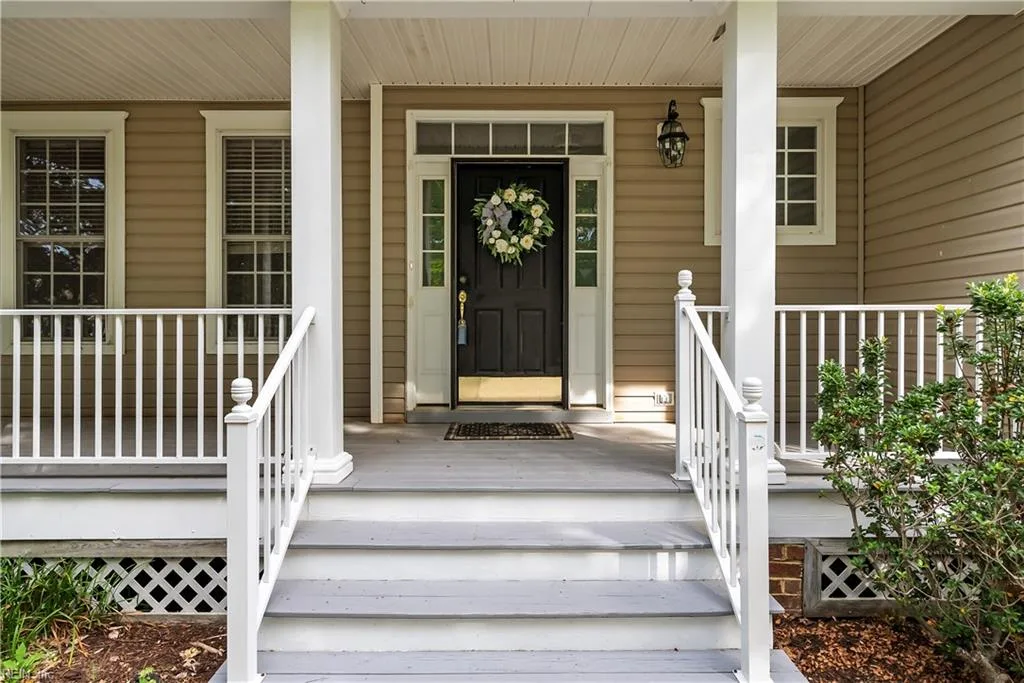 13177 Harbor DR, CARROLLTON VA 23314 - Photo 5