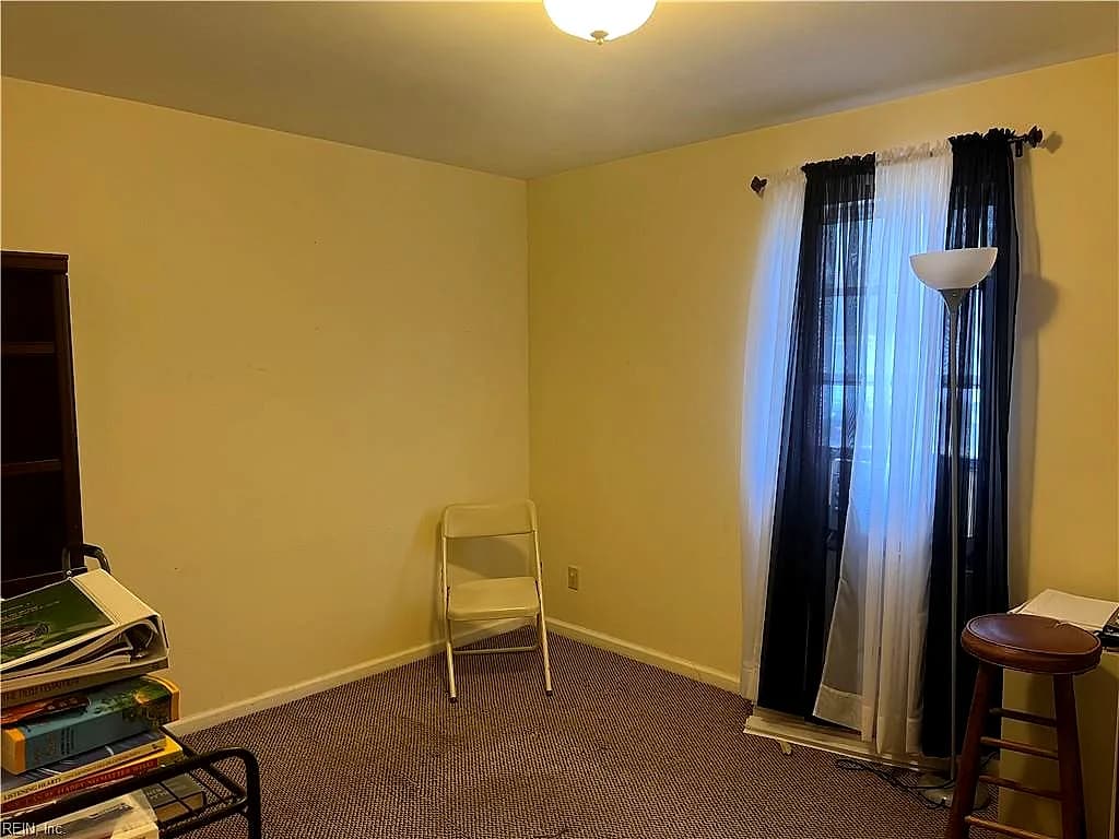 219 Cobb ST, FRANKLIN VA 23851 - Photo 5