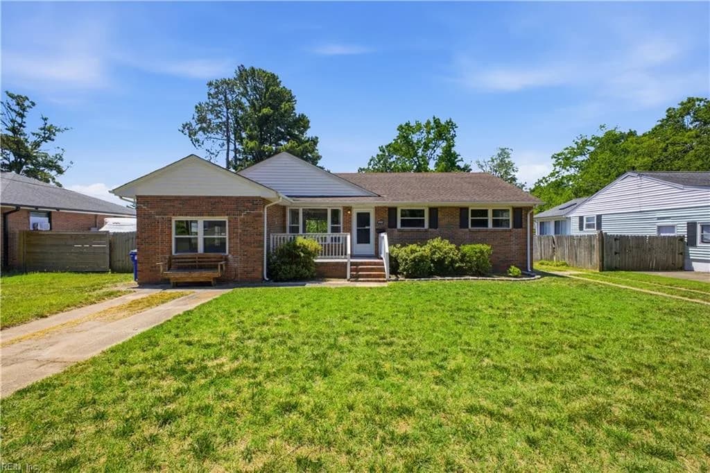 8450 Lynn River RD, NORFOLK VA 23503 - Photo 2