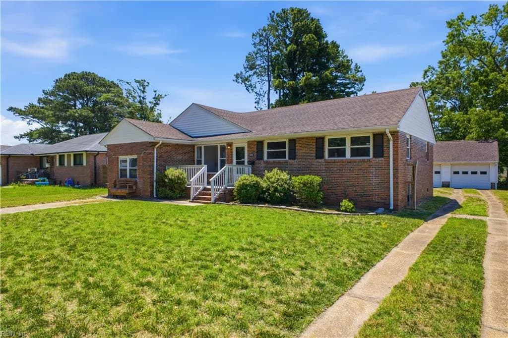 8450 Lynn River RD, NORFOLK VA 23503 - Photo 3