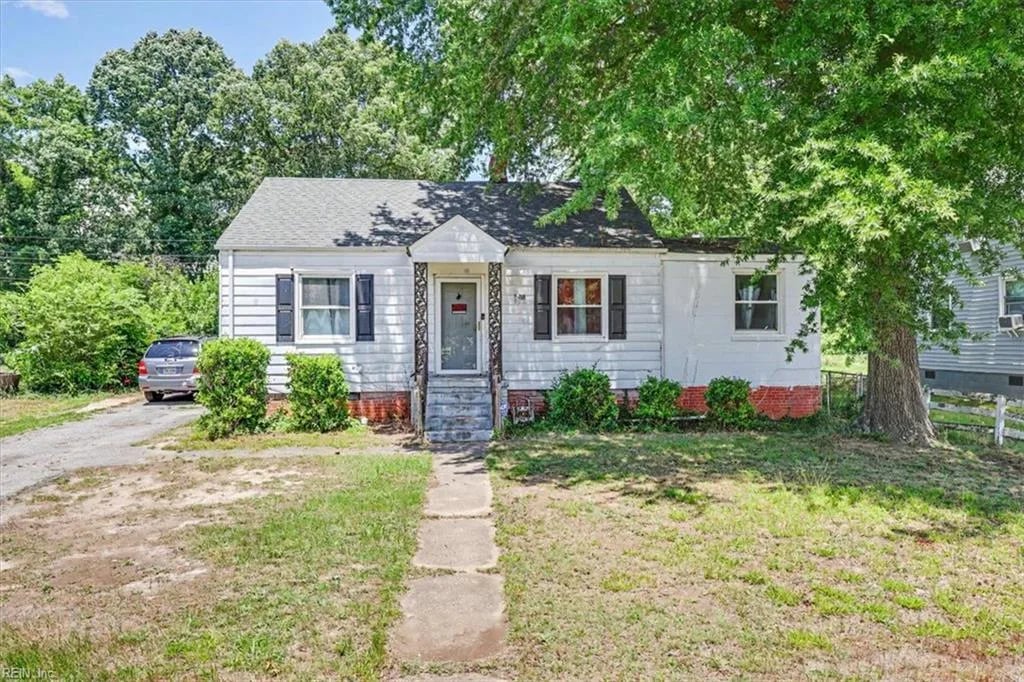 3466 Chapel DR, RICHMOND VA 23224