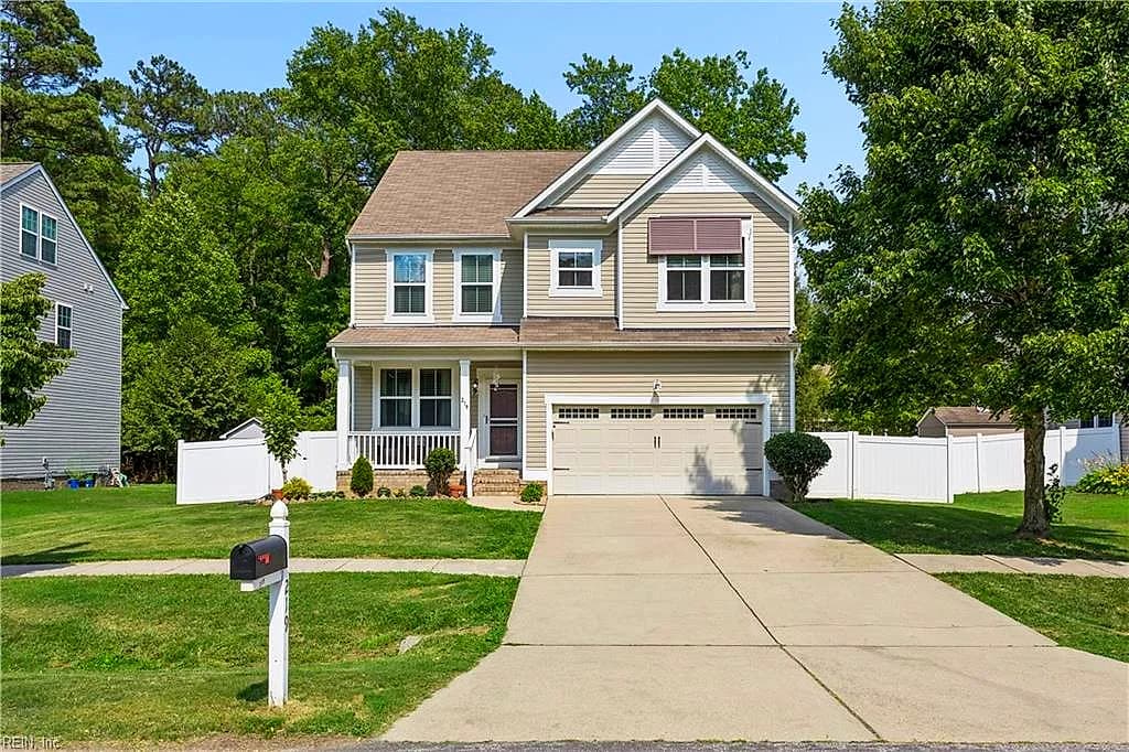219 Dogwood RD, YORKTOWN VA 23690 - Photo 2