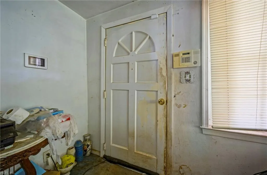 2261 Shipyard RD, CHESAPEAKE VA 23323 - Photo 4