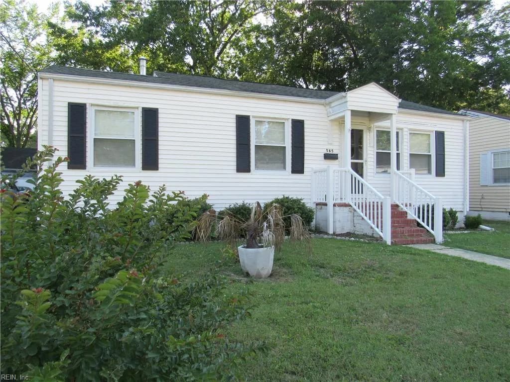 565 Ashton AVE, FRANKLIN VA 23851 - Photo 3
