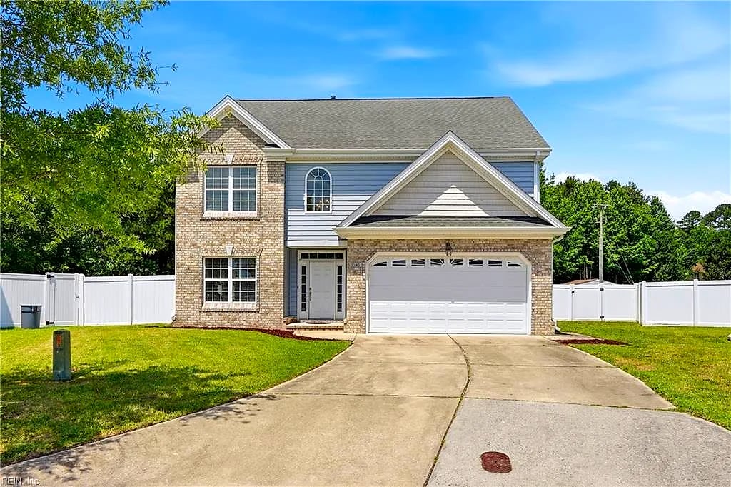 1545 Drumheller DR, Virginia Beach — 4 bed Residential, 2,400 sqft