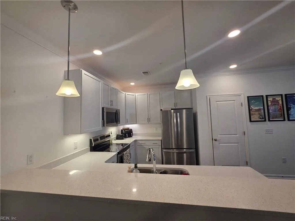 1725 DROMOLIN DR #203, VIRGINIABEACH VA 23456 - Photo 3