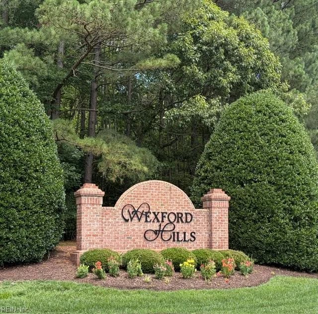 8135 Wrenfield DR, WILLIAMSBURG VA 23188 - Photo 4