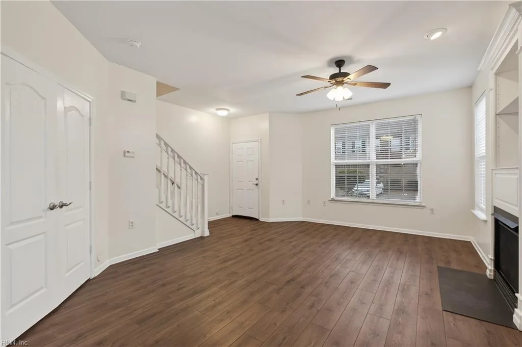 5329 Elston LN, VIRGINIABEACH VA 23455 - Photo 5