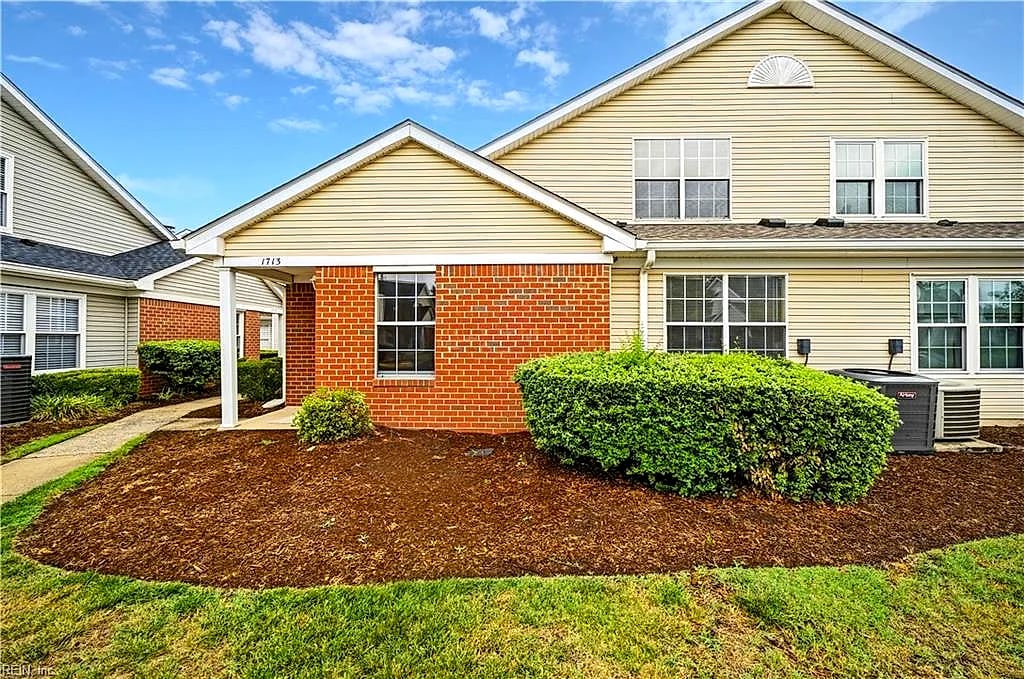 1713 Orchard WAY, Chesapeake — 2 bed Residential, 1,383 sqft
