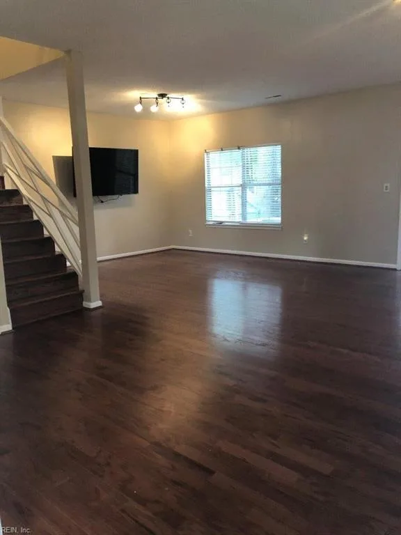 820 E Willow Point PL, NEWPORTNEWS VA 23602 - Photo 3