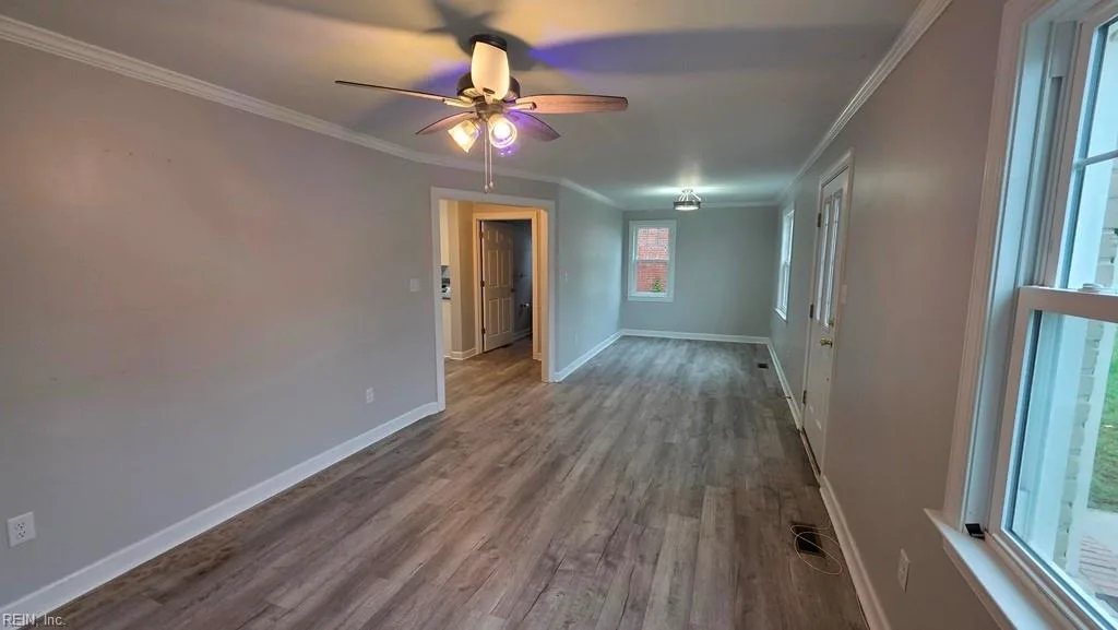 130 Burns ST, HAMPTON VA 23669 - Photo 4