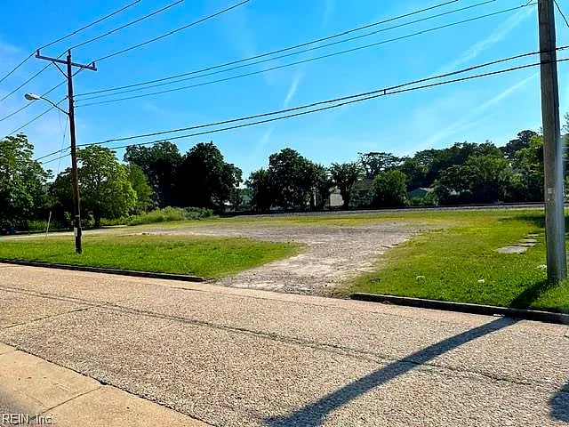1/2 AC Seaboard AVE, CHESAPEAKE VA 23324