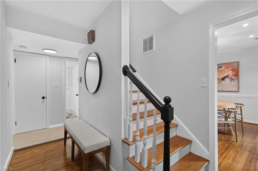 32 Ridgewood PW, NEWPORTNEWS VA 23608 - Photo 5