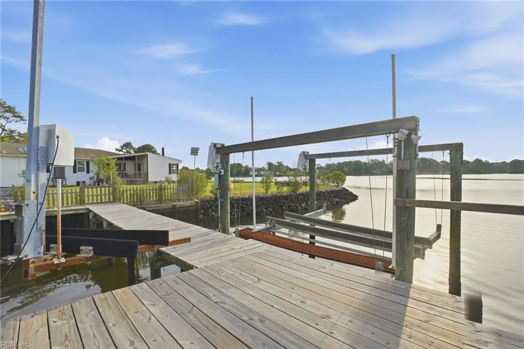 801 Fontaine AVE, NORFOLK VA 23502 - Photo 3