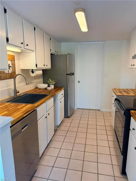 2990 Saint Albans CMN, VIRGINIABEACH VA 23452 - Photo 5