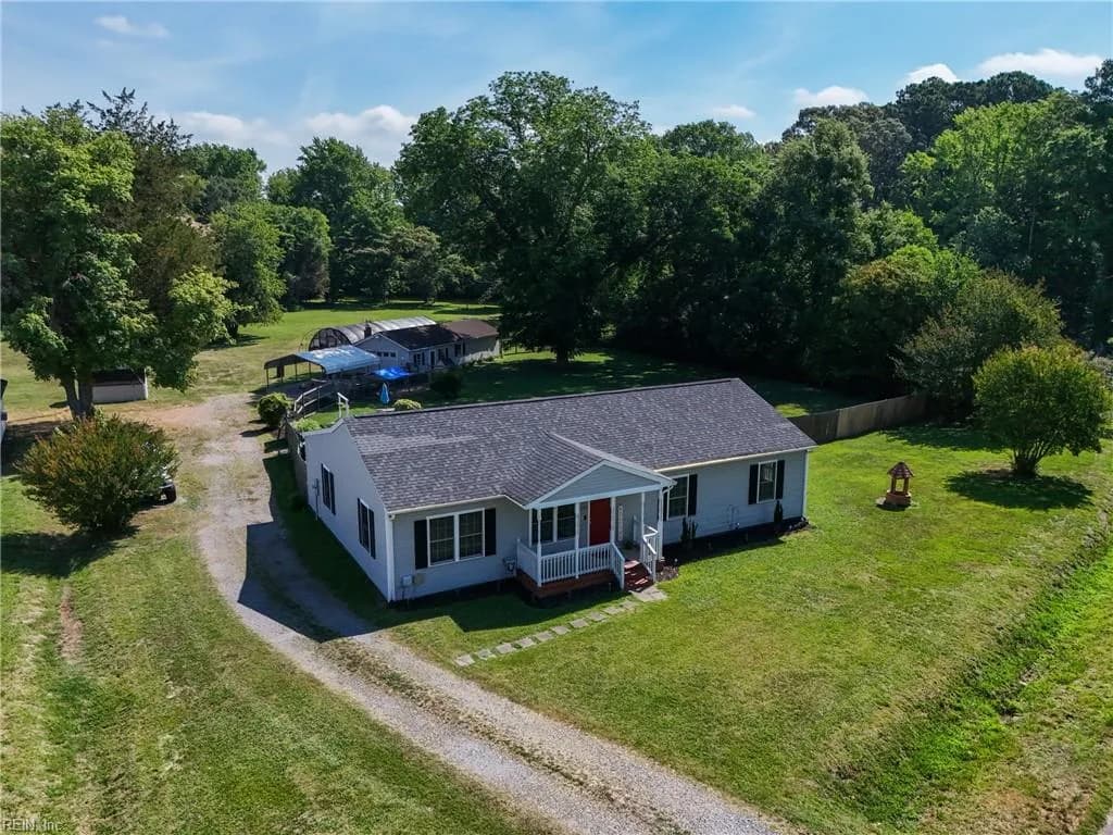 2420 Mount Pleasant RD, CHESAPEAKE VA 23322 - Photo 3