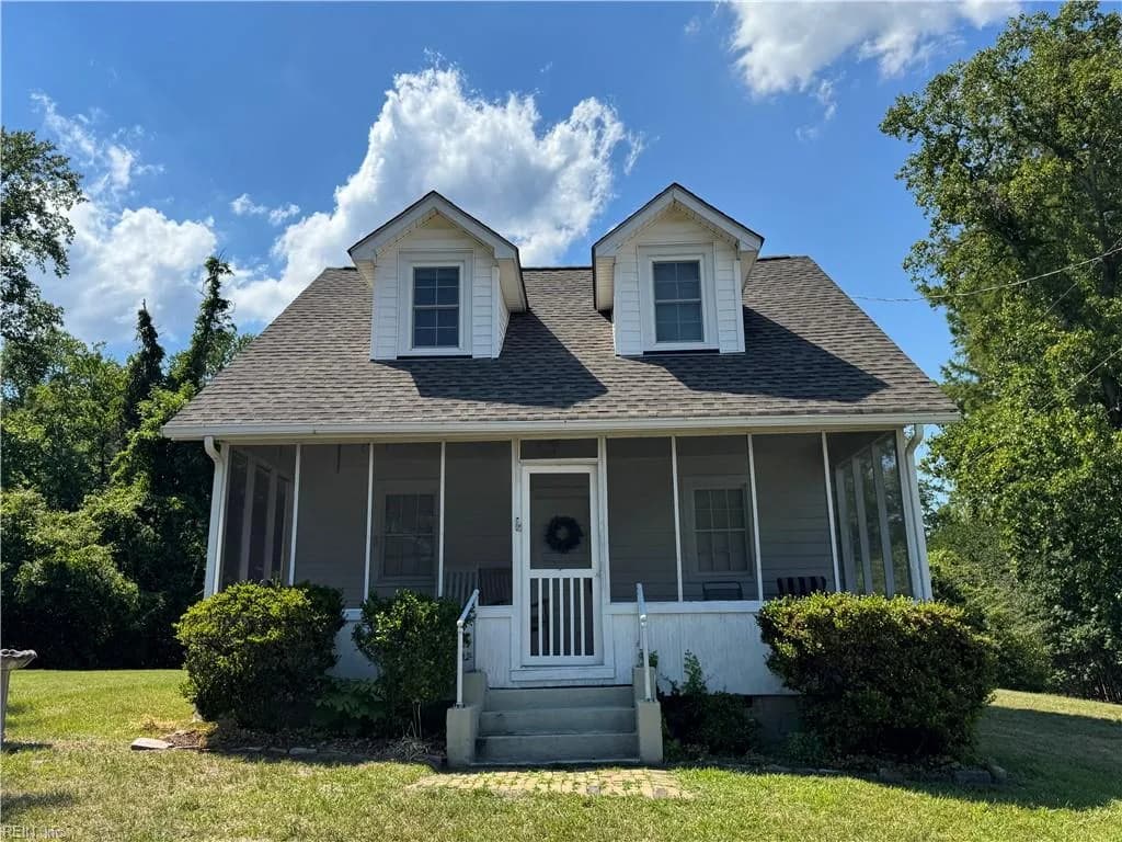 16223 Rolfe HWY, SURRY VA 23883 - Photo 2