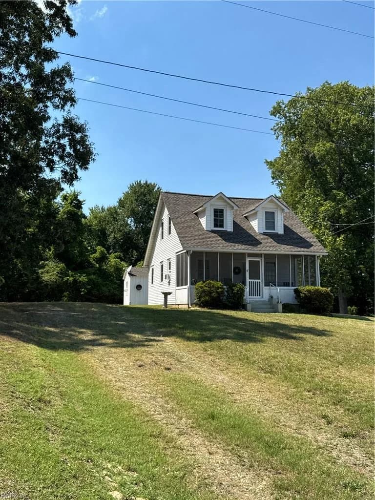 16223 Rolfe HWY, SURRY VA 23883 - Photo 4