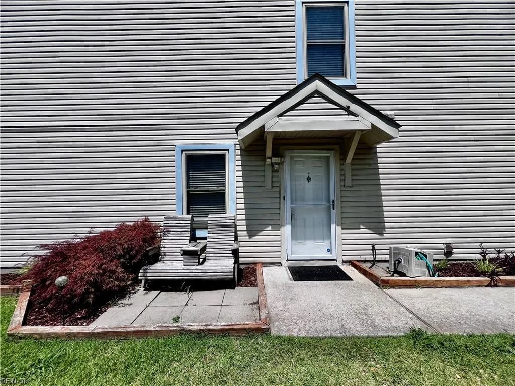 1611 Slidell LN, VIRGINIABEACH VA 23454 - Photo 4