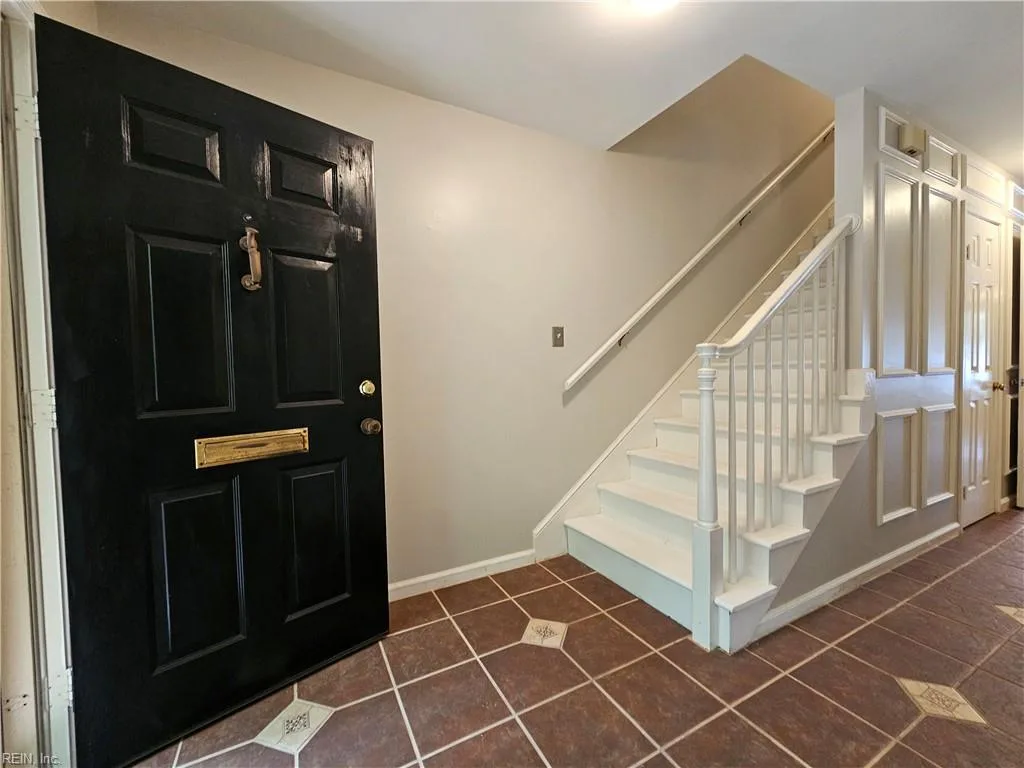 1019 Llewellyn MEWS, NORFOLK VA 23507 - Photo 3